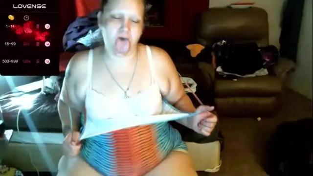 Image 3 of belltrix Stream on Chaturbate on 19 months ago