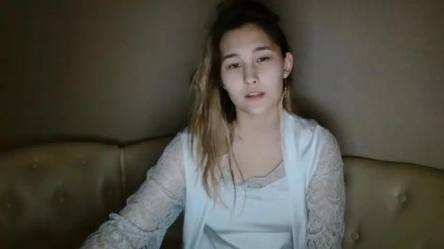 Image 7 of bellxlove Stream on Chaturbate on 19 months ago