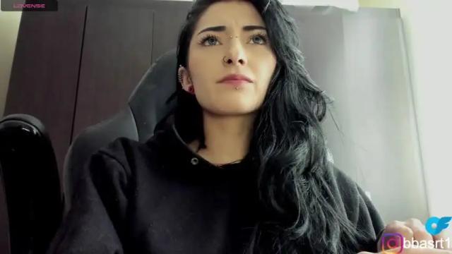 Image 2 of belyswitch Stream on Chaturbate on 13 months ago
