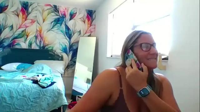 Image 4 of bendybecky69 Stream on Chaturbate on 1 month ago