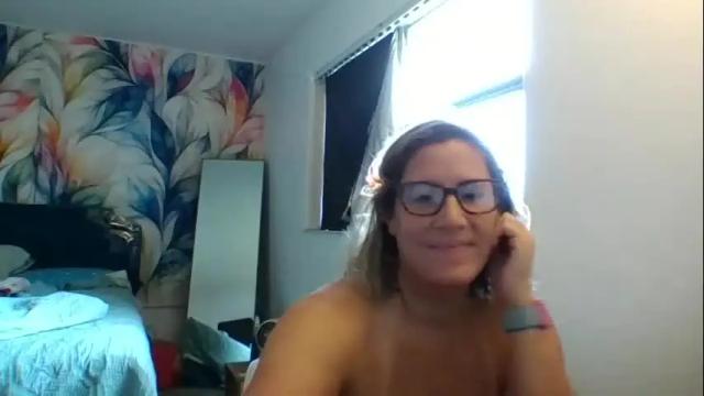Image 11 of bendybecky69 Stream on Chaturbate on 25 days ago