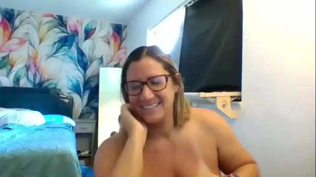 Image 7 of bendybecky69 Stream on Chaturbate on 3 months ago