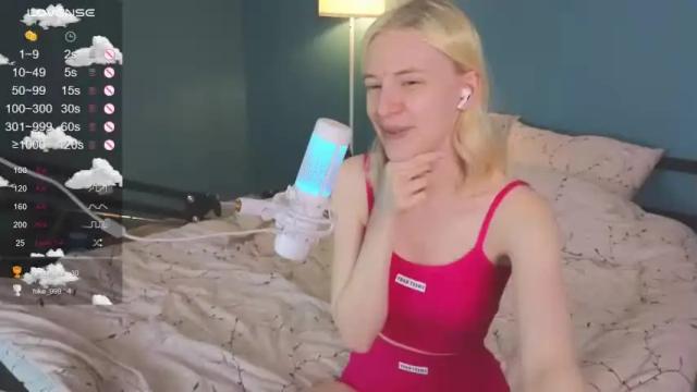 Image 3 of benty_bunny Stream on Chaturbate on 14 months ago
