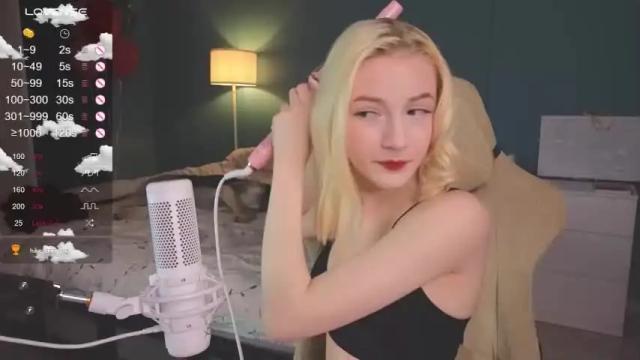 Image 7 of benty_bunny Stream on Chaturbate on 13 months ago
