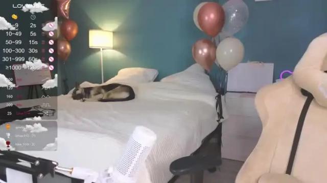 Image 4 of benty_bunny Stream on Chaturbate on 13 months ago