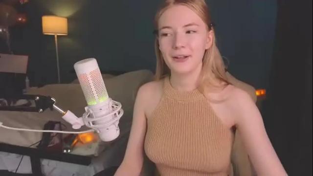 Image 2 of benty_bunny Stream on Chaturbate on 1 month ago