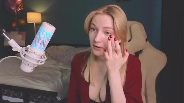 Image 3 of benty_bunny Stream on Chaturbate on 22 days ago