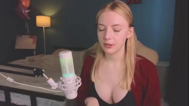 Image 3 of benty_bunny Stream on Chaturbate on 20 days ago