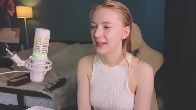 Image 3 of benty_bunny Stream on Chaturbate on 9 days ago
