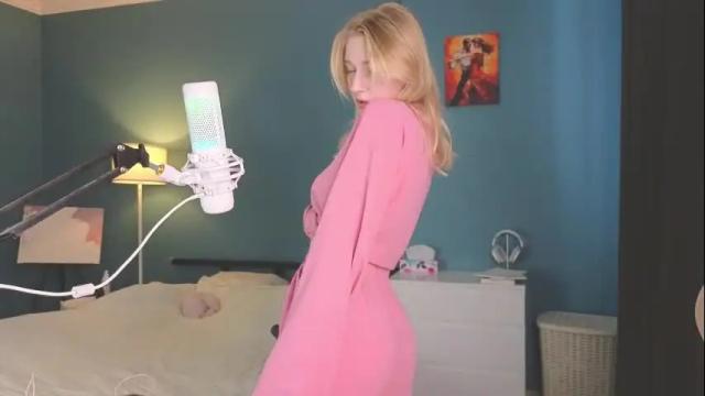 Image 11 of benty_bunny Stream on Chaturbate on 1 day ago