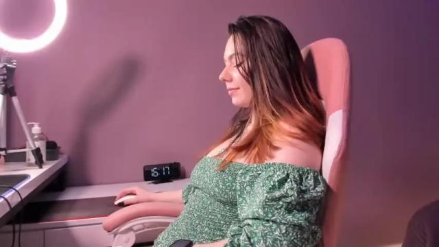 Thumbnail 1, beriesniks's Stream at Chaturbate, 14 months ago