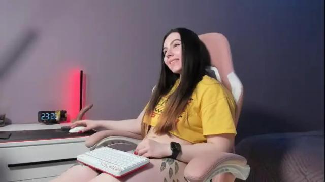Image 10 of beriesniks Stream on Chaturbate on 2 months ago