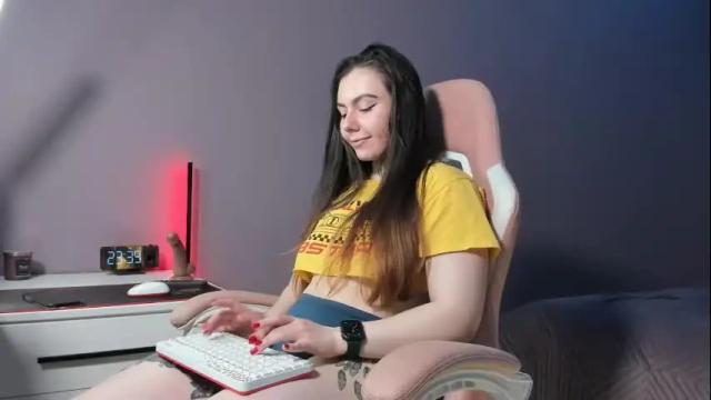 Image 8 of beriesniks Stream on Chaturbate on 1 month ago