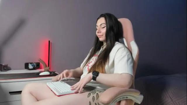 Image 12 of beriesniks Stream on Chaturbate on 15 days ago
