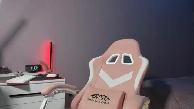 Image 7 of beriesniks Stream on Chaturbate on 15 days ago