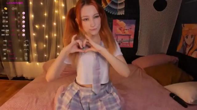 Image 2 of berrryjelly Stream on Chaturbate on 18 months ago
