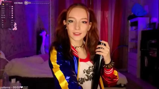 Image 3 of berrryjelly Stream on Chaturbate on 5 days ago