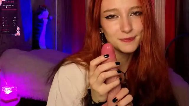 Image 7 of berrryjelly Stream on Chaturbate on 1 month ago