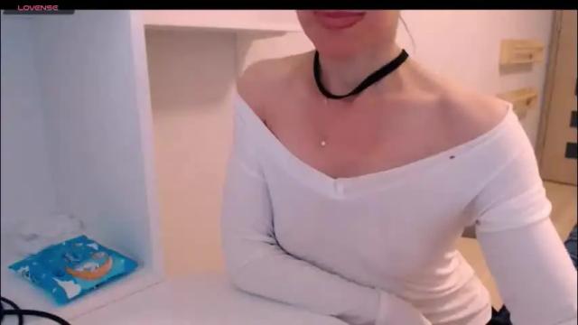 Image 8 of berry2024 Stream on Chaturbate on 25 days ago
