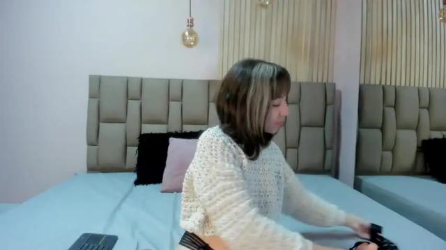 Image 4 of berry_008 Stream on Chaturbate on 18 months ago