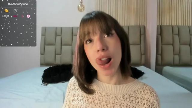 Image 3 of berry_008 Stream on Chaturbate on 18 months ago