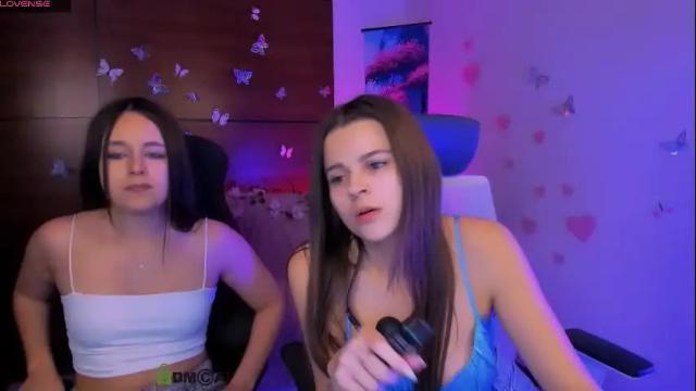 Image 6 of berry_alma Stream on Chaturbate on 1 month ago