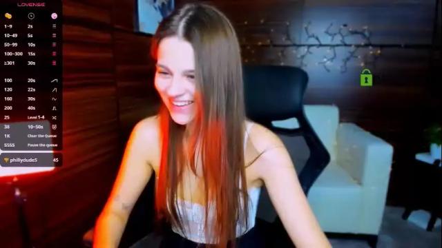 Image 3 of berry_alma Stream on Chaturbate on 1 month ago