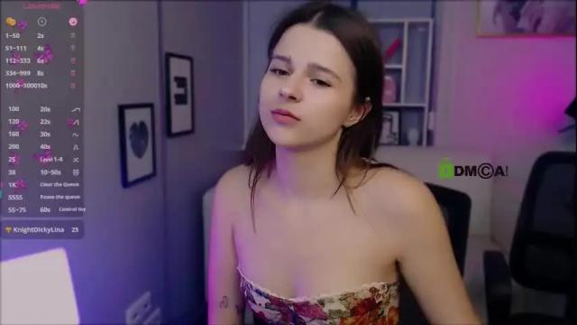 Image 8 of berry_alma Stream on Chaturbate on 8 days ago