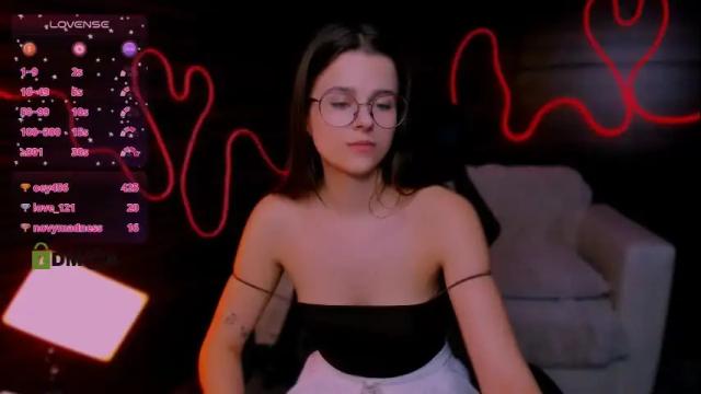 Image 12 of berry_alma Stream on Chaturbate on 7 days ago