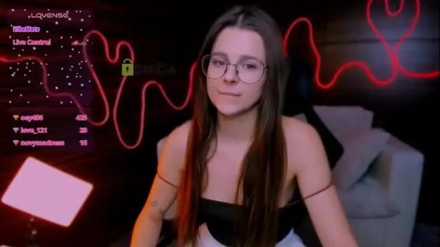 Image 3 of berry_alma Stream on Chaturbate on 7 days ago