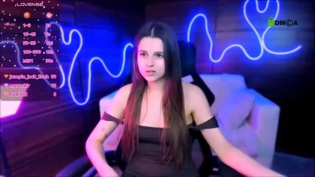Image 10 of berry_alma Stream on Chaturbate on 3 days ago
