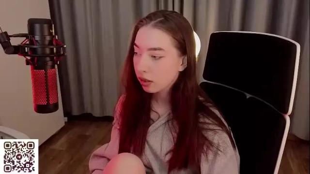 Image 2 of berry_muffin Stream on Chaturbate on 1 month ago