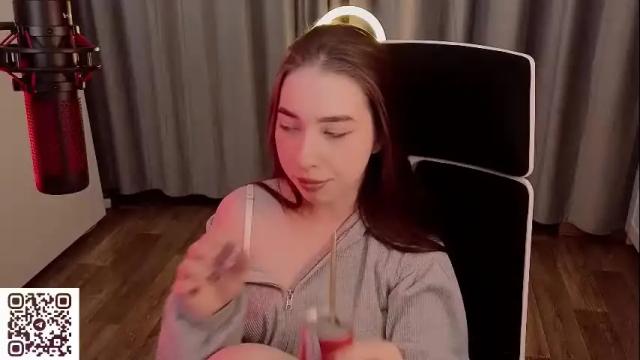 Image 7 of berry_muffin Stream on Chaturbate on 1 month ago