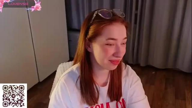 Image 3 of berry_muffin Stream on Chaturbate on 1 day ago