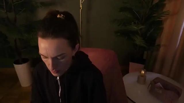 Image 4 of berryviolett Stream on Chaturbate on 12 months ago