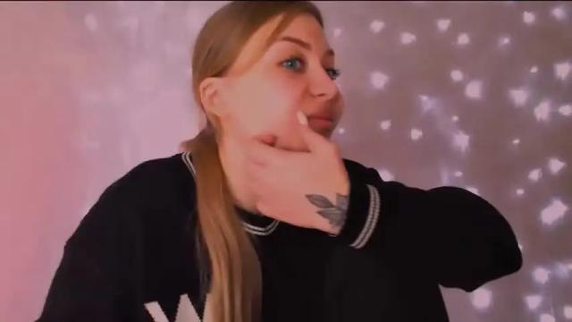 Image 6 of berthaxgolden Stream on Chaturbate on 16 months ago