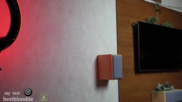 Image 12 of bestblondiiecb Stream on Chaturbate on 12 months ago