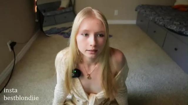 Image 7 of bestblondiiecb Stream on Chaturbate on 1 month ago