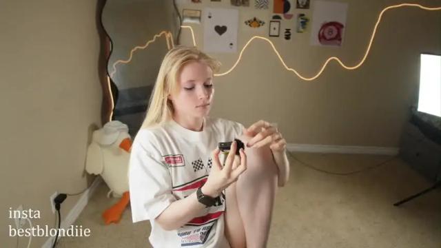 Image 7 of bestblondiiecb Stream on Chaturbate on 1 month ago
