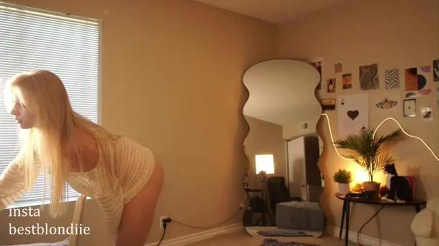 Image 7 of bestblondiiecb Stream on Chaturbate on 1 month ago