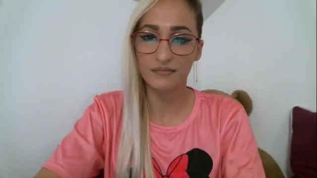 Image 10 of beth240598 Stream on Chaturbate on 2 months ago