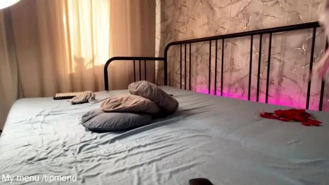 Image 10 of bethanie_derek Stream on Chaturbate on 26 days ago