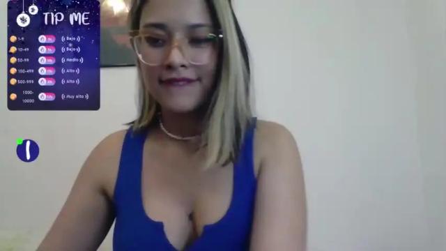 Image 7 of betsaida2613 Stream on Chaturbate on 23 months ago