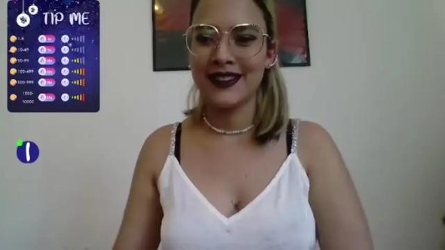 Image 2 of betsaida2613 Stream on Chaturbate on 21 months ago