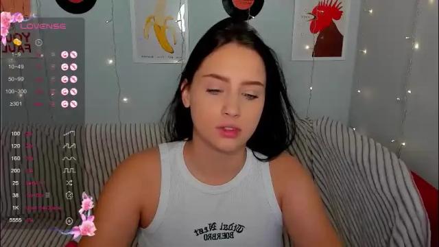 Image 11 of betsi_star Stream on Chaturbate on 1 month ago