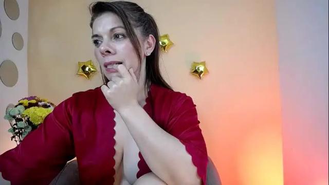 Image 4 of betsy_anub Stream on Chaturbate on 13 days ago