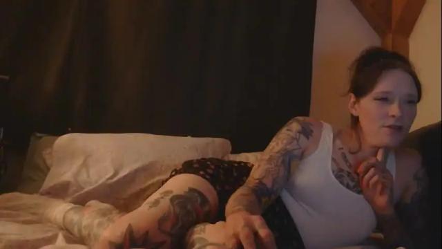 Image 4 of betsybradcock Stream on Chaturbate on 1 month ago