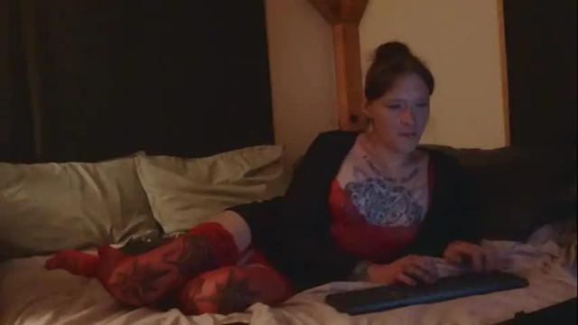 Image 12 of betsybradcock Stream on Chaturbate on 1 month ago