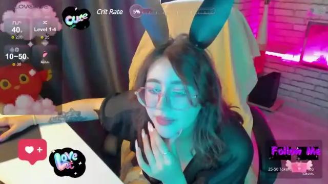 Image 4 of betty__pie Stream on Chaturbate on 21 months ago