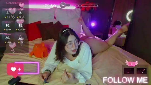 Image 12 of betty__pie Stream on Chaturbate on 21 months ago